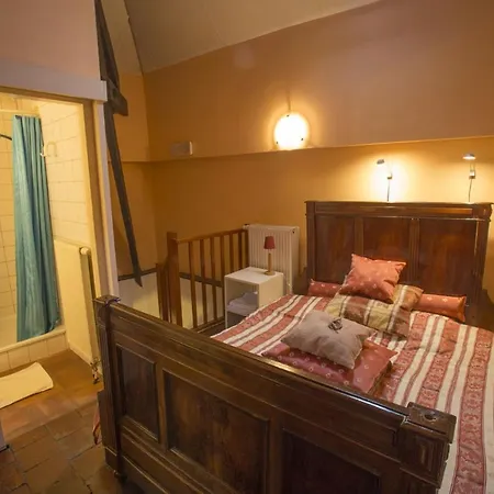 Bed & Breakfast Cour D'aix 3*