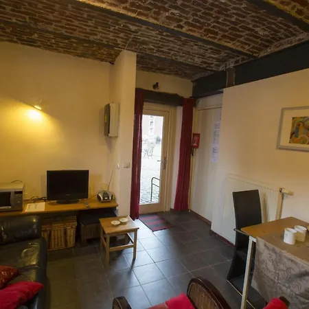 Bed & Breakfast Cour D'aix 3*