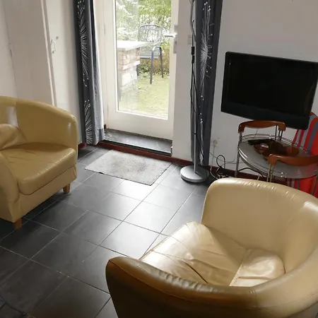 Cour D'aix Bed & Breakfast 3*