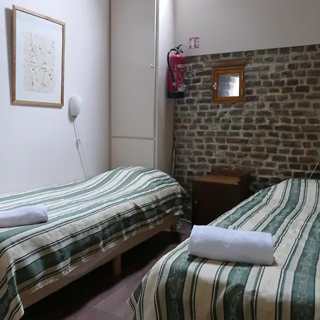 Cour D'aix 3* Richelle