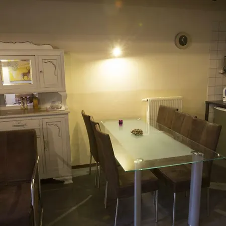 Cour D'aix 3* Richelle