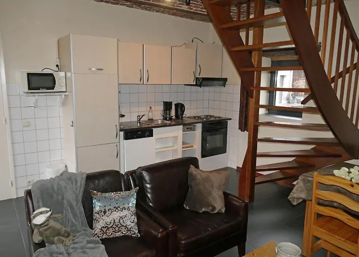 Couette-café Cour D'aix 3*