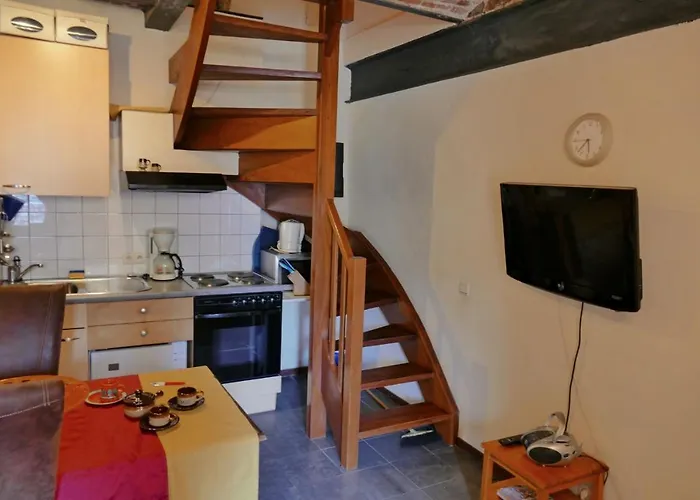 Cour D'aix Couette-café 3*