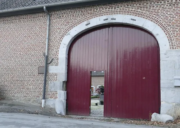 Couette-café Cour D'aix 3*