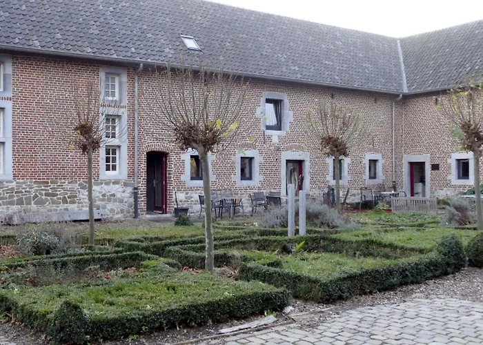 Cour D'aix Couette-café Richelle